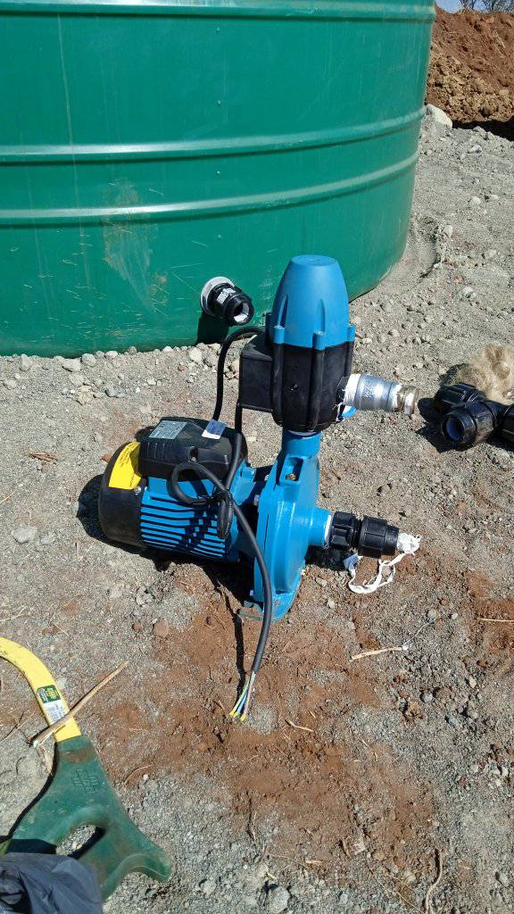 Water pump installation for backup water system